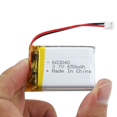 購入 IEC62133 認定 3.7V 650mAh Lipo バッテリー 603040 充電式リチウム ポリマー バッテリー パック オンライン製造