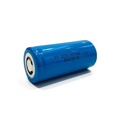 3.2V 6000mAh LiFePO4 電池セル 太陽エネルギー貯蔵用の 2000 サイクル寿命